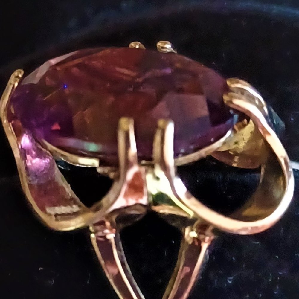 18K HGE Amethyst (Amethyst colored?) Ring size 5 - NEW LOWER PRICE!! - Picture 3 of 6
